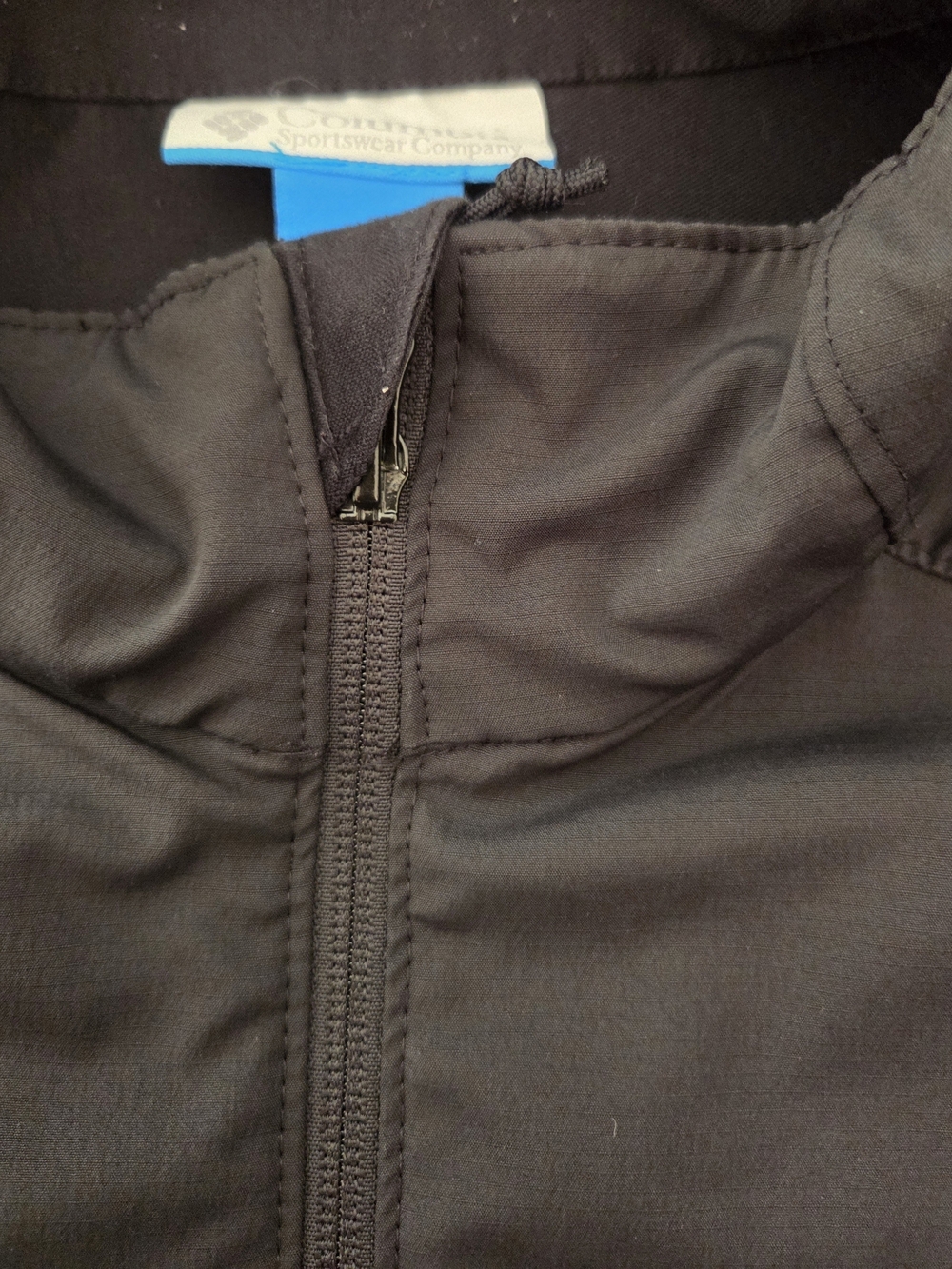 Columbia Black Performance Softshell Jacket - Picture 5 of 6